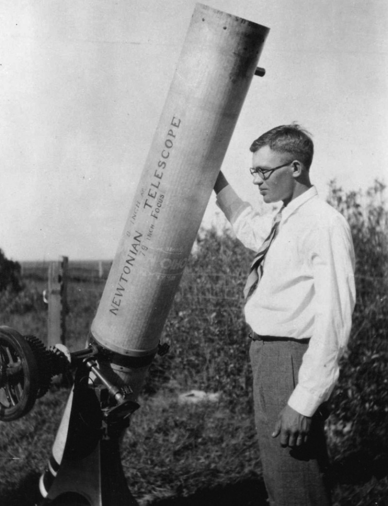 Clyde Tombaugh and Pluto, Two Underdogs