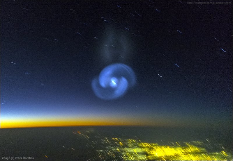 Strange Sky Spiral May Come from Secretive SpaceX Zuma Launch
