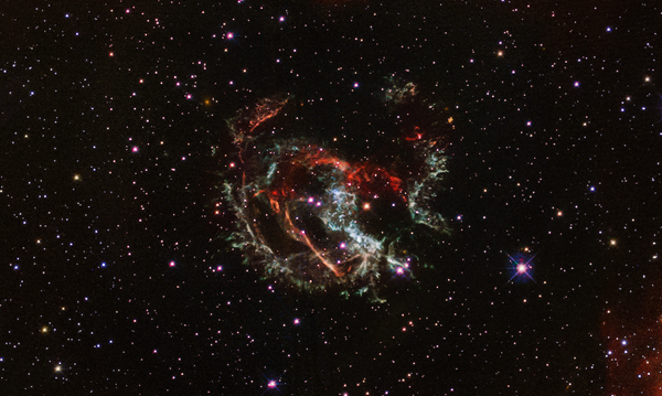 Snapshot: Hubble reconstructs a supernova