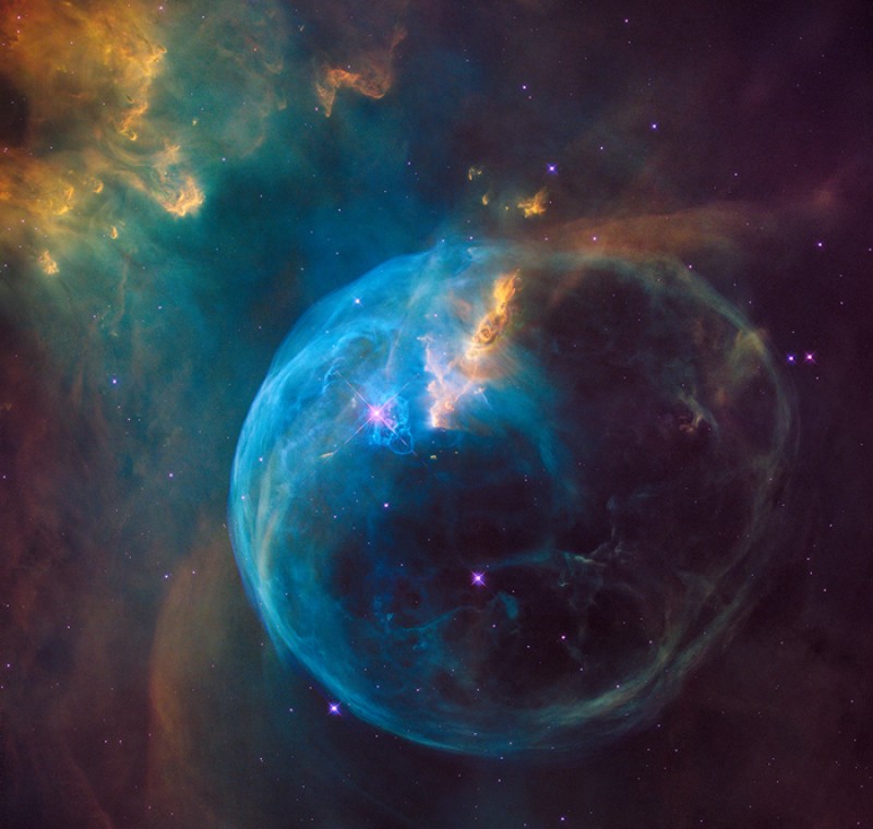 Soap Bubble Shape Gives NGC 7653 Its Name